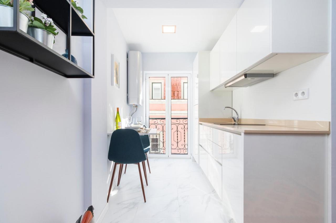 Perfect 1 Bed In Chiado With Aircon Διαμέρισμα Lisboa Εξωτερικό φωτογραφία